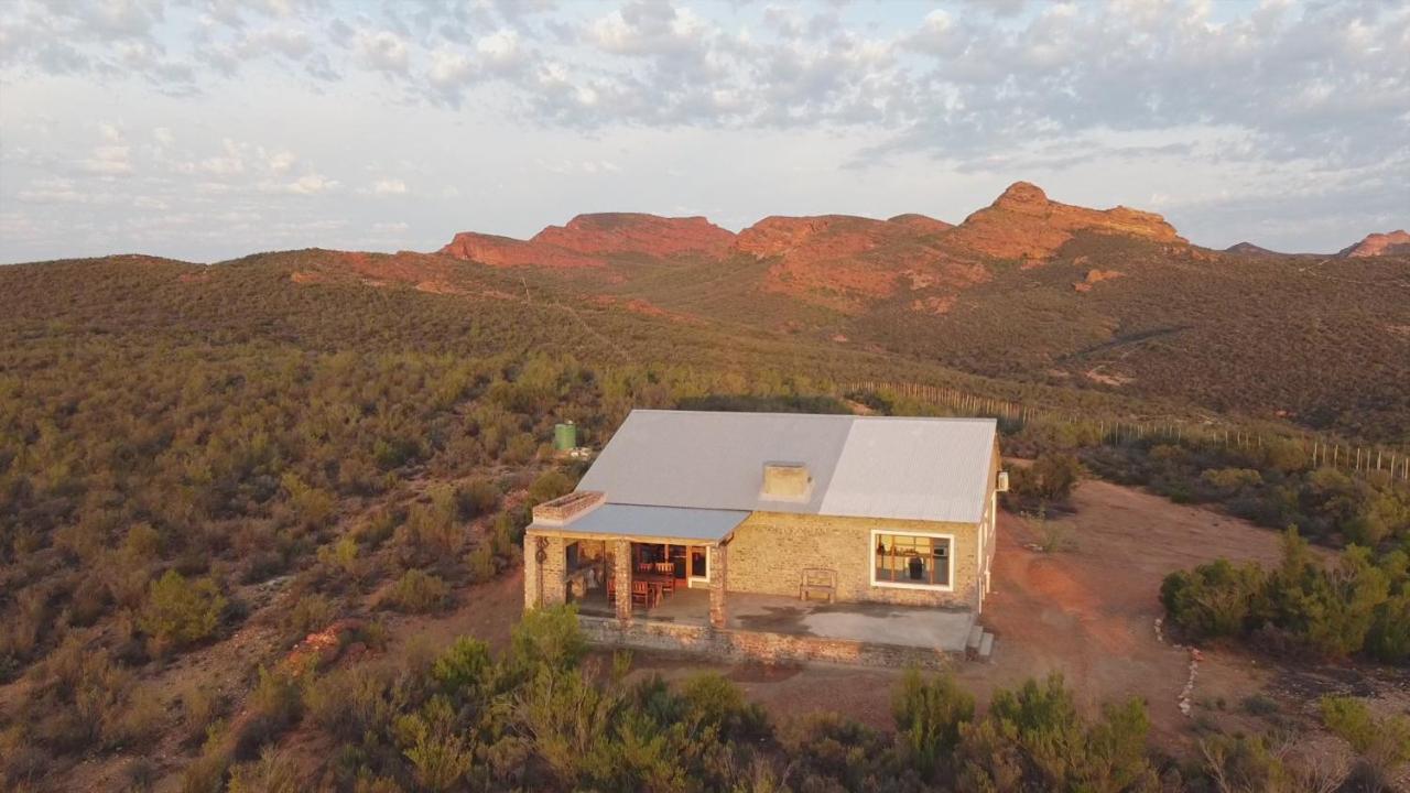 Zwartberg View Mountain Lodge Oudtshoorn Bagian luar foto