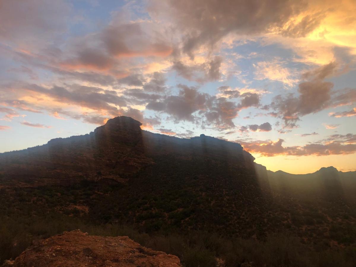 Zwartberg View Mountain Lodge Oudtshoorn Bagian luar foto