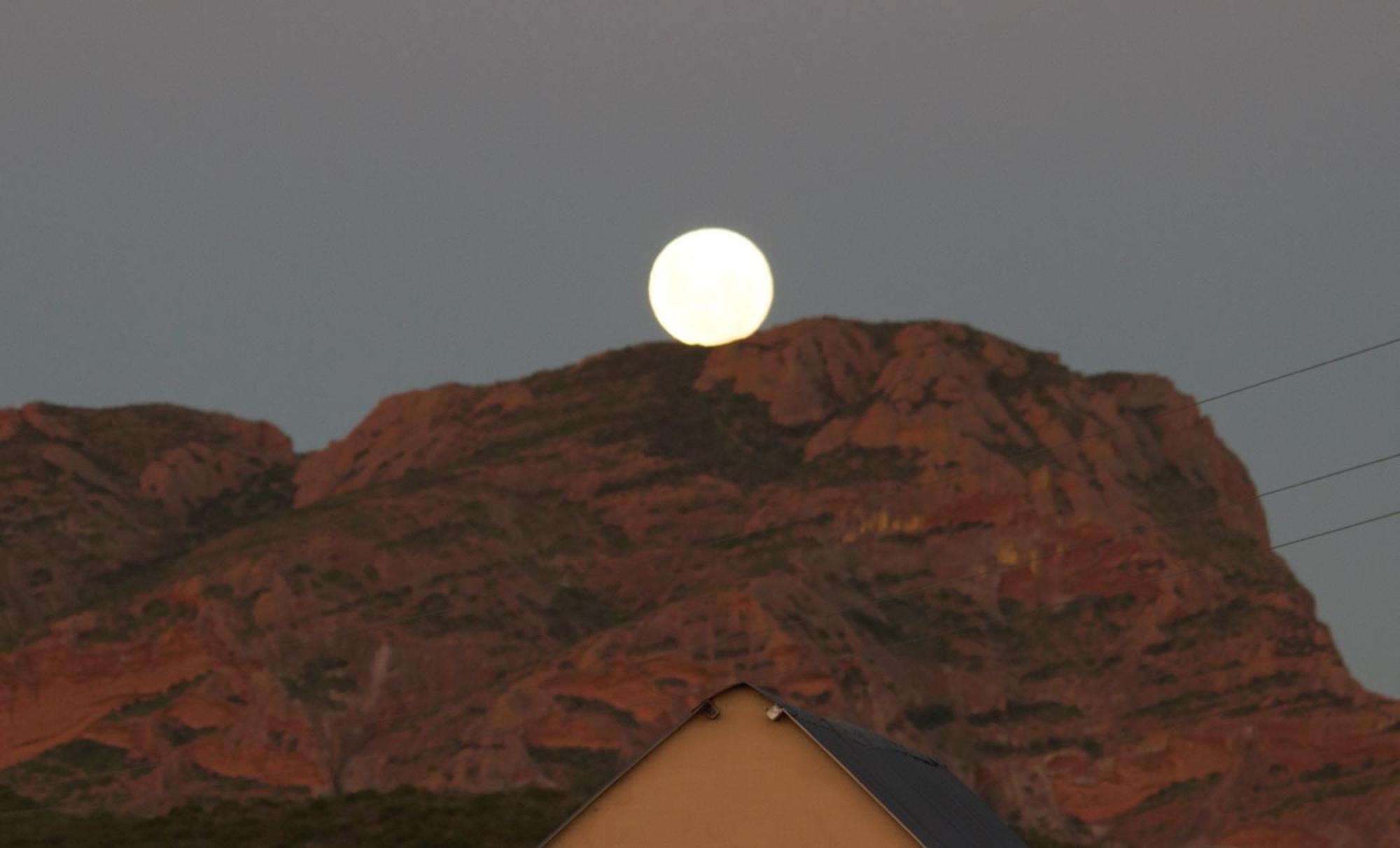 Zwartberg View Mountain Lodge Oudtshoorn Bagian luar foto